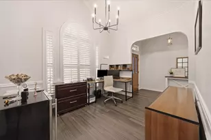 2058 Hillshire Dr, Lewisville, TX 75067 - Photo 5