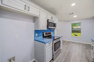 128 Liesa St, Alvarado, TX 76009 - Photo 11