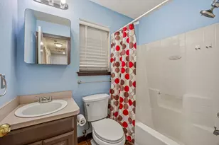128 Liesa St, Alvarado, TX 76009 - Photo 17