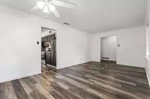 130 Blue Sky Dr, DeSoto, TX 75115 - Photo 5