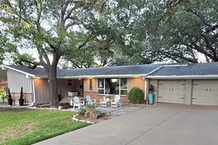 4236 Shannon Dr, Fort Worth, TX 76116 - Photo 1