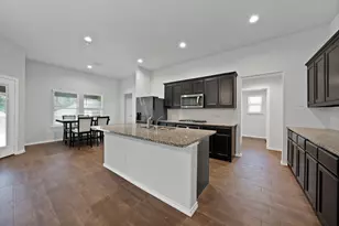 1338 Winding Hollow Dr, Grand Prairie, TX 75052 - Photo 19