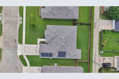 1338 Winding Hollow Drive, Grand Prairie, TX 75052 - Photo 5