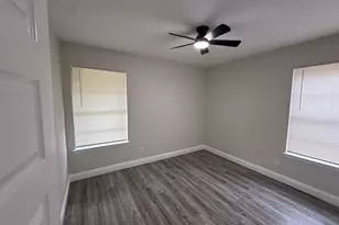 517 Cherry Ln, Ennis, TX 75119 - Photo 13