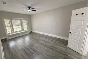 517 Cherry Ln, Ennis, TX 75119 - Photo 3