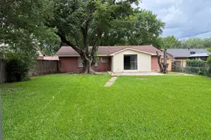 517 Cherry Ln, Ennis, TX 75119 - Photo 15