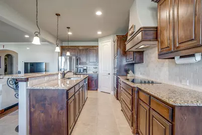 105 Legacy Downs Drive, Fort Worth, TX 76126 - Photo 11