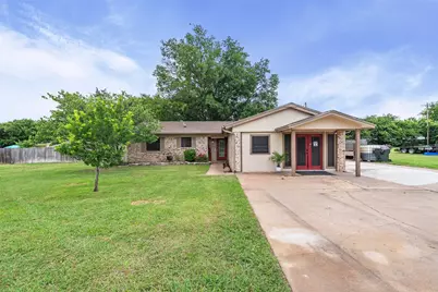 2015 Roberts Drive, Granbury, TX 76048 - Photo 27