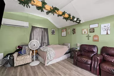 2015 Roberts Drive, Granbury, TX 76048 - Photo 23