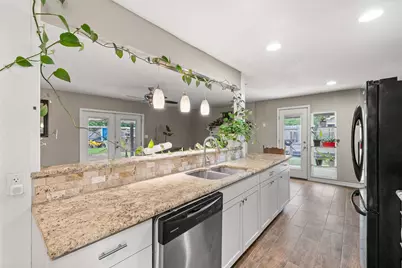 2015 Roberts Drive, Granbury, TX 76048 - Photo 5