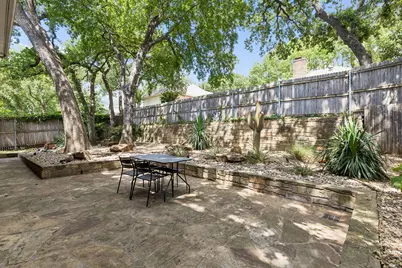 1024 S Aspenwood Drive, Grapevine, TX 76051 - Photo 3