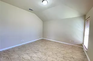 1253 Rosedale Springs Ln, Fort Worth, TX 76134 - Photo 13