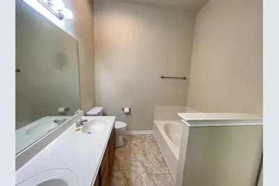 1253 Rosedale Springs Lane, Fort Worth, TX 76134 - Photo 15