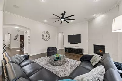 1204 Huron Drive, Grapevine, TX 76051 - Photo 13