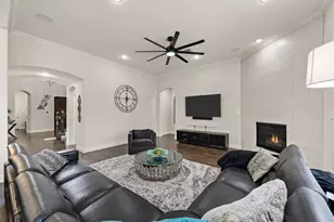 1204 Huron Dr, Grapevine, TX 76051 - Photo 13
