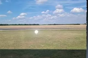 2782 Batey Rd, Collinsville, TX 76233 - Photo 9