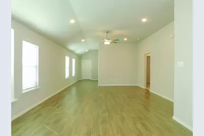 14017 Earlham Street, Pilot Point, TX 76258 - Photo 5
