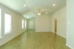14017 Earlham St, Pilot Point, TX 76258 - Photo 5
