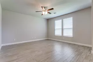 11536 Wolfhound Dr, Fort Worth, TX 76052 - Photo 5