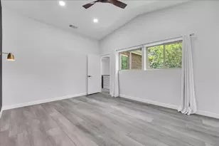 1916 Shorewood Dr, Grapevine, TX 76051 - Photo 25