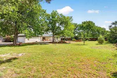 4316 Winding Way, Benbrook, TX 76126 - Photo 35