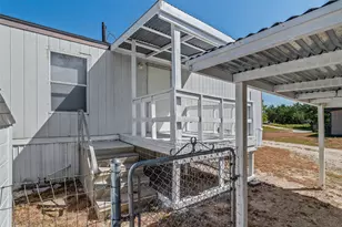 1321 Phoenix Ct, Granbury, TX 76048 - Photo 25