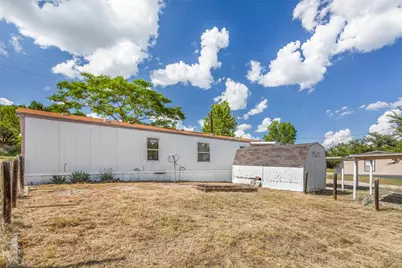 1321 Phoenix Court, Granbury, TX 76048 - Photo 31