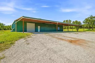 1015 Co Rd 134, Stephenville, TX 76401 - Photo 21