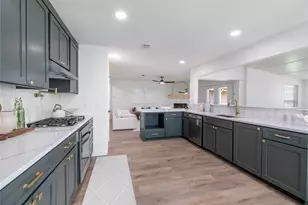 524 Circleview Dr N, Hurst, TX 76054 - Photo 9