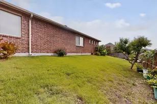 698 Langdon St, Lavon, TX 75166 - Photo 35