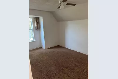 290 N Laramie Circle, Pilot Point, TX 76258 - Photo 7