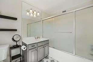 5950 Lindenshire Ln, Dallas, TX 75230 - Photo 19
