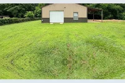 300 Pine Street, Ore City, TX 75683 - Photo 5