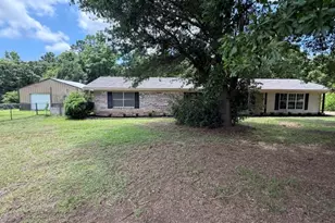300 Pine St, Ore City, TX 75683 - Photo 1
