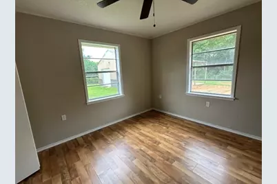300 Pine Street, Ore City, TX 75683 - Photo 17