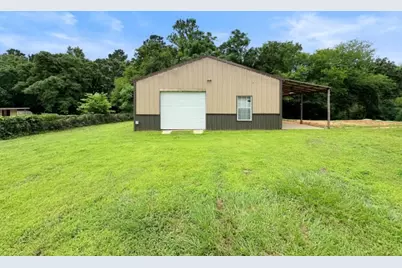 300 Pine Street, Ore City, TX 75683 - Photo 5
