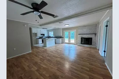300 Pine Street, Ore City, TX 75683 - Photo 9