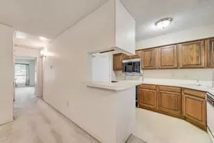 2014 Willoughby Ln, Arlington, TX 76011 - Photo 9