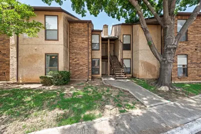 2014 Willoughby Lane #4612, Arlington, TX 76011 - Photo 1