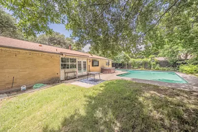 949 Arbor Downs Drive, Plano, TX 75023 - Photo 37