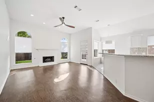 6717 Misty Hollow Dr, Plano, TX 75024 - Photo 5