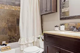 217 N Heights Dr, Crowley, TX 76036 - Photo 17