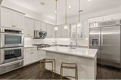 2417 Worthington Street, Dallas, TX 75204 - Photo 9