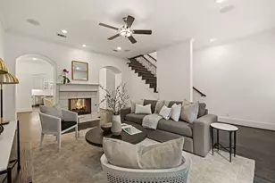 2417 Worthington St, Dallas, TX 75204 - Photo 5