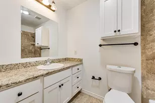 1024 Sunset Dr, Garland, TX 75040 - Photo 9