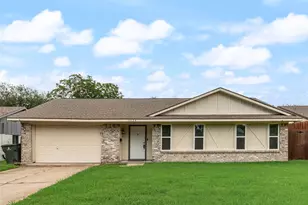 1024 Sunset Dr, Garland, TX 75040 - Photo 1
