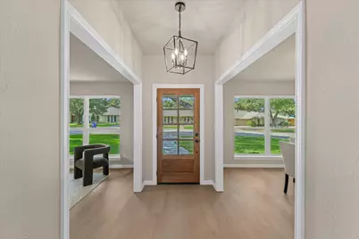 2713 Quail Ridge Drive, Carrollton, TX 75006 - Photo 5