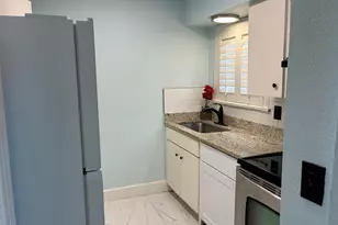 4205 Avondale Ave, Dallas, TX 75219 - Photo 3