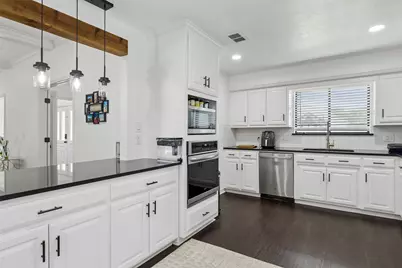 2405 Hanover Court, Rowlett, TX 75088 - Photo 7