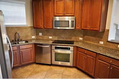 5828 Clearwater Drive, The Colony, TX 75056 - Photo 5